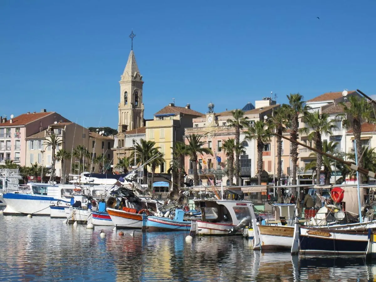 Apartment La Marina By Interhome Bandol 0*,  Francie